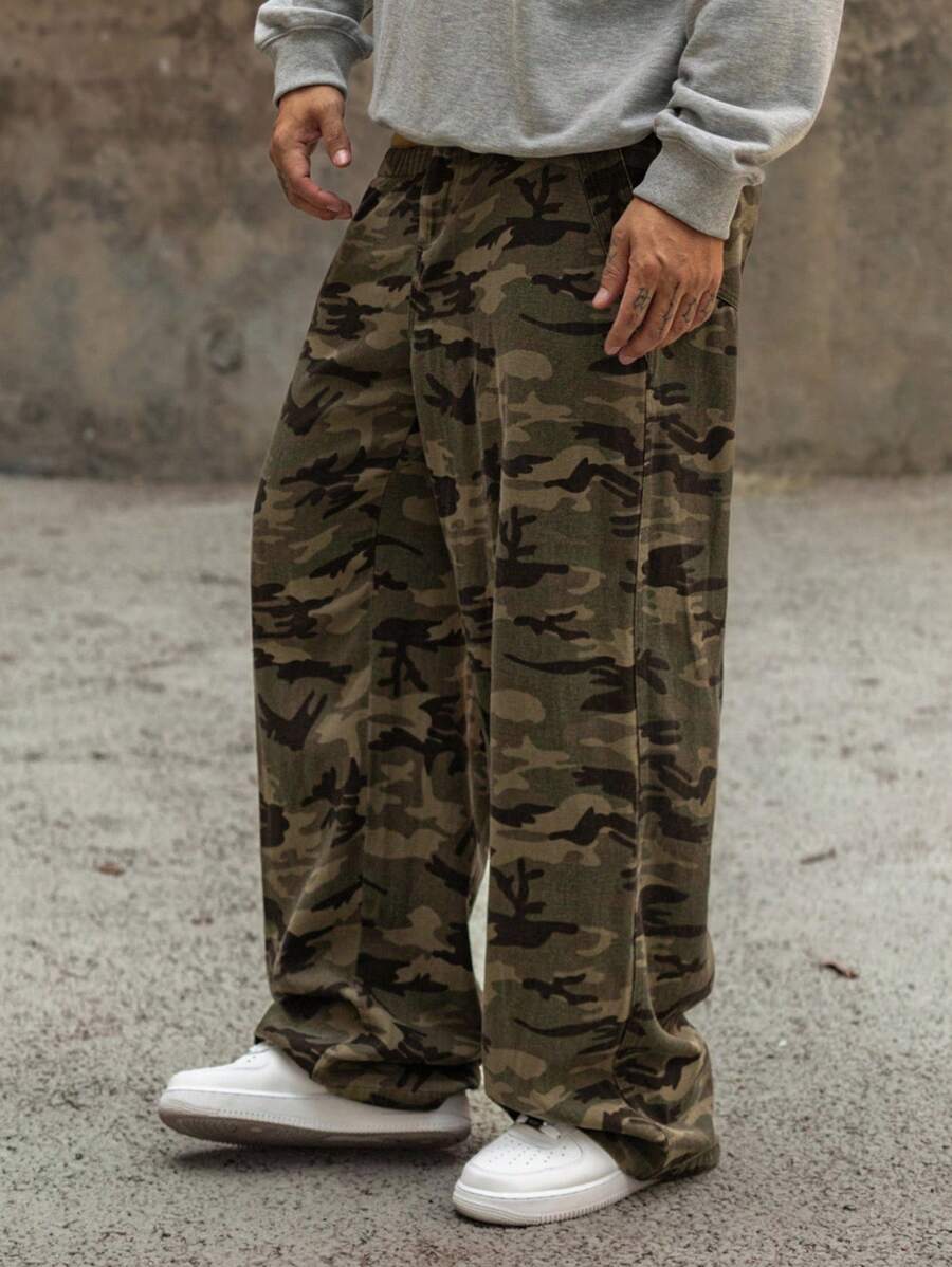 DAZY Men's Patchwork Fabric Streetwear Camouflage Drawstring Waist Pants, Autumn - Multicolor - View 1