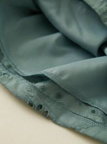 CosyJoli Plus Size Casual Embroidered Skirted Shorts For Vacation - Green - View 3