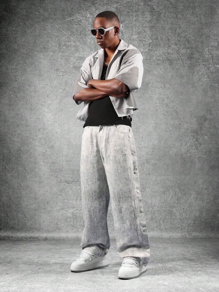 Wide Leg Jeans With Side Snap Buttons And Raw Hem