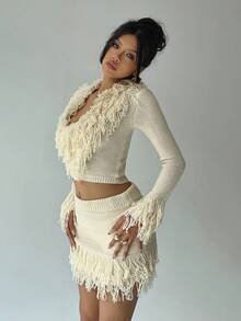 Aloruh 2 件 Y2K 设计性感短款上衣流苏下摆紧身迷你裙和深 V 领长袖针织毛衣套装，秋冬假期 - 杏色 - 查看 2