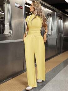 Siren Gaze Bộ 2 món áo thun tay ngắn xếp ly cổ trụ màu trơn và quần thường ngày cho nữ - Vàng nhạt - Xem 4