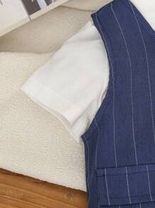 SHEIN Conjunto de 3 piezas de ropa formal de verano para niño pequeño tipo caballero, que incluye camisa de manga corta con moño + chaleco a rayas + pantalones cortos casuales con tirantes. Elegante y a la moda, adecuado para fiestas de cumpleaños, fiestas de noche, actuaciones, bodas, celebración del primer mes, bautizo, primer cumpleaños, atuendo para el Día de la Madre // Conjuntos a juego para toda la familia para la temporada de regreso a la escuela - Azul Marino - Ver 5