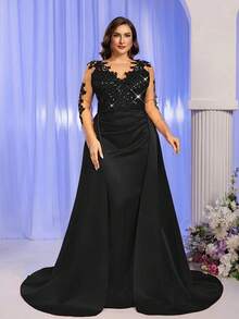 SHEIN Belle 大码优雅撞色网纱贴花长袖V领亮片拼接缎面高腰显瘦美人鱼尾夸张拼接设计，适合晚宴、约会、度假、舞会、婚礼、返校、正式场合（重工装饰），黑色，情人节。 - 黑色 - 查看 1