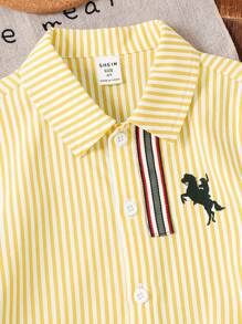 SHEIN 2 件/套平价休闲运动学院风彩色条纹丝带装饰 Polo 领短袖衬衫和卡其色梭织短裤套装，适合日常穿着、运动、郊游、校园、聚会、节日、拍照、返校季、春夏季 - 黃色 - 查看 3