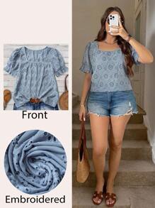 SHEIN LUNE 加大码纯色镂空刺绣方领休闲短袖衬衫，返校季，乡村女性，老钱风格女性，外出上衣 - 藍色 - 查看 8