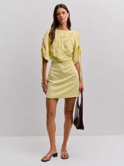 Nöista 女式纯色圆领蝙蝠袖短袖抽绳休闲连衣裙