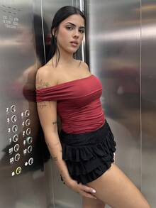 Lucia Bellido 女士夏季纯色勃艮第红色褶皱修身露肩 T 恤上衣 Y2K 服装 - 酒紅色 - 查看 1