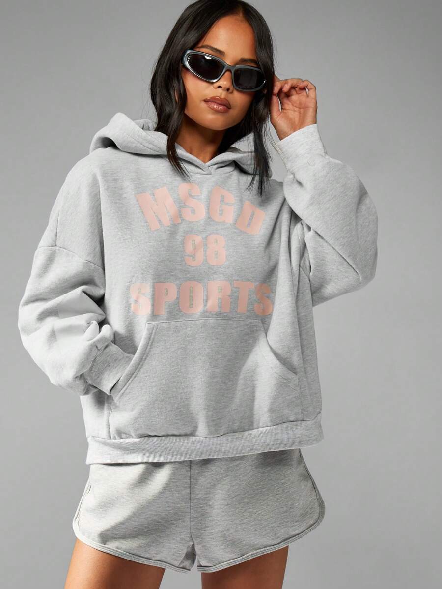 MISSGUIDED 大学风格 MSGD 运动图案套头连帽衫，带中央口袋，超大版型长袖休闲街头运动休闲运动衫，学院风