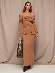 SHEIN BAE Damen Braun Kaschmir gestrickt bequem Herbst und Winter elegant Pendeln einfarbig sexy Off-Shoulder Top, Lässig Pendeln, Erntedankfest, Date Night, Büro, Herbst Tops, Business Lässig Frau, Old Money Stil, Off-Shoulder Top - Kamelfarben - Übersicht 1