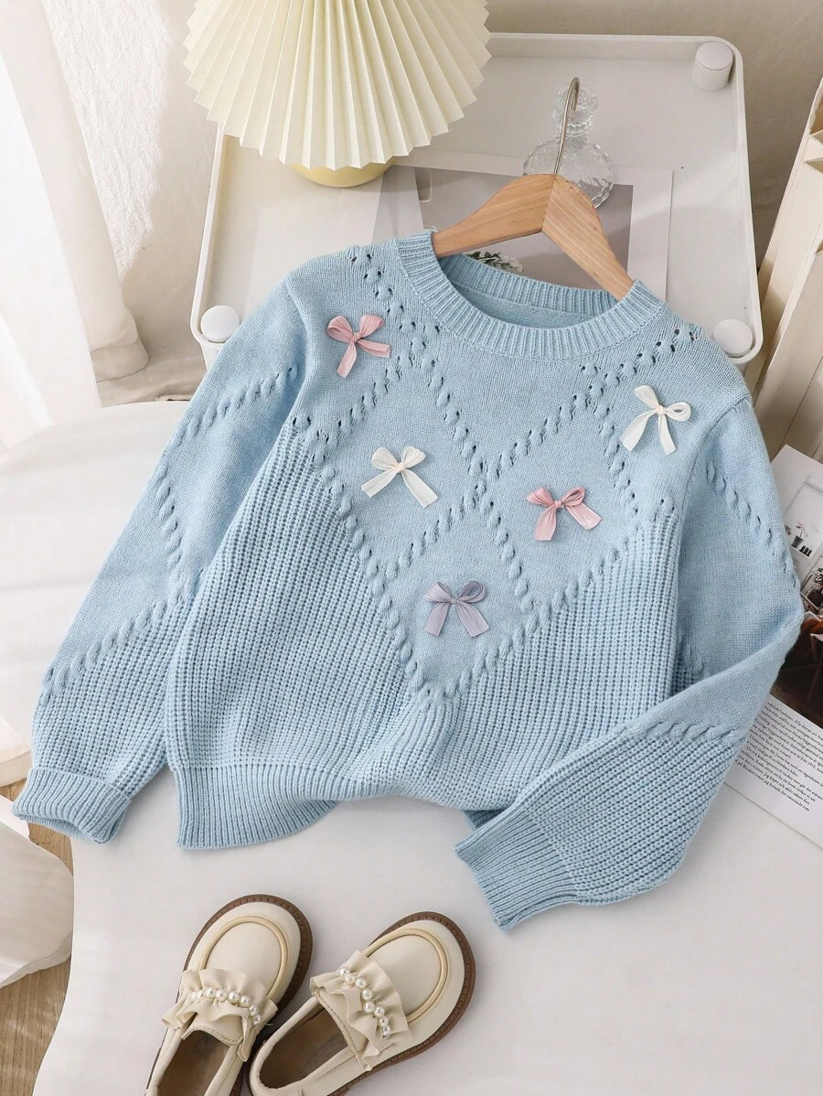 SHEIN Genkimix Kids 青少年女孩返校休闲蝴蝶装饰圆领毛衣,柔软、温暖、百搭、舒适,适合秋冬季 - 藍色 - 查看 1