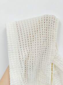 Chiquease Solid Sweetheart Neck Crop Top