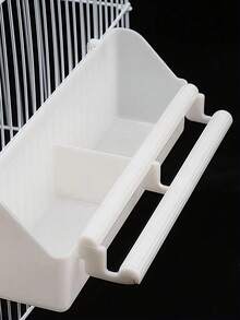 1 件家用多功能塑料喂鸟器 - 白色 - 查看 4