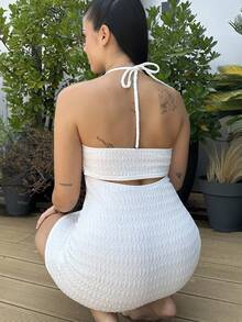Lucia Bellido Sexy V-Ausschnitt Minikleid mit Metallseestern Dekor, Rückenausschnitt, Textur, ideal für Urlaub, Dates, Nachmittagstee, Feiertage, Musikfestivals, Boho-Stil - Weiss - Übersicht 2