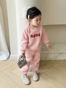 SHEIN Bộ 2 áo thun dài tay cổ tròn thêu họa tiết dâu tây ngọt ngào cho bé gái và quần dài cùng màu, thích hợp mặc ở nhà, đi chơi, dự tiệc, thường ngày - Hồng - Xem 6