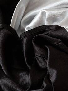 SHEIN PETITE CURVE 色块拼接优雅精致腰部收紧短袖连衣裙 - 黑與白 - 查看 4