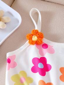 SHEIN 女童（小）白色时尚可爱卡通多色花卉印花吊带连体裤，舒适春夏