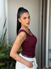 Lucia Bellido Lace Trim Lace-Up Fitted Sleeveless Tank Top For Women - Burgundy - View 6