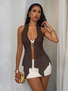 Glamine Vacay Vibes 花卉沙滩清凉女式时尚度假露背系带荷叶边不对称下摆金属蝴蝶装饰网纱背心，圣诞节、新年、感恩节 - 咖啡棕 - 查看 3