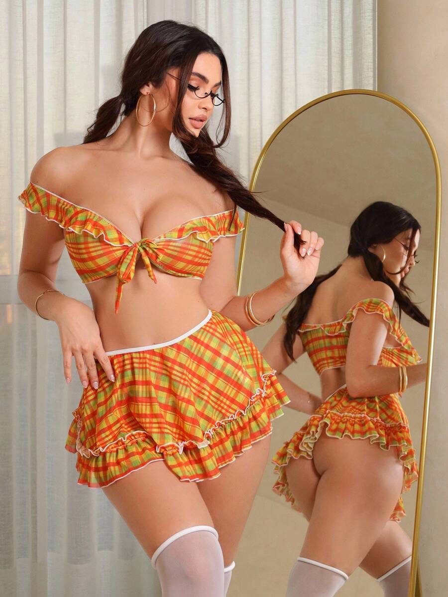 SHEIN 5 件女士性感内衣套装（无钢圈文胸、丁字裤、迷你裙、2 件长袜）