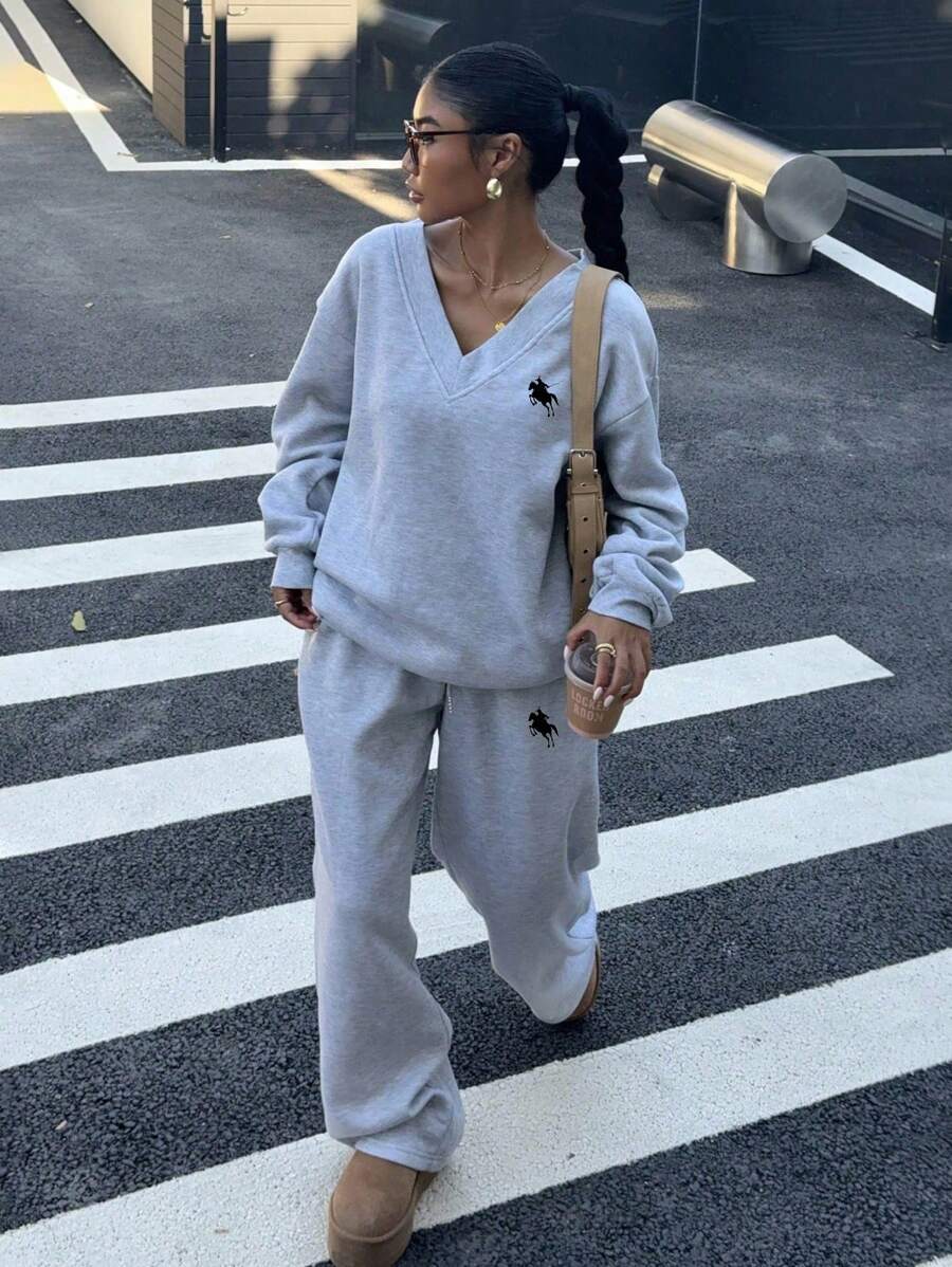 Muchica 2 件套女士超大 V 领蓬松针织弹力宽松运动衫和运动裤,小标志印花,秋冬季休闲套装 - 彩色 - 查看 1