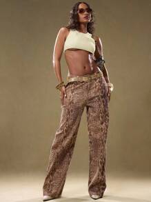 SHEIN X LOS FAVORITOS DE KARIME PINDTER MUSERA 性感超短款罗纹毛边下摆背心，适合伊比沙岛度假、复古音乐节、锐舞派对、夜店等场合，秋季必备。 - 白色 - 查看 5