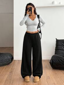 Coolane Celana Sweatpants Kasual Wanita Warna Hitam Rajut dengan Potongan Lebar - Hitam - View 5