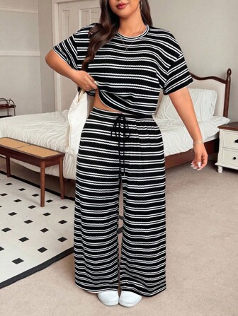 SHEIN EZwear Plus Size Red Striped T-Shirt And Pants Casual 2 Pieces Set, Summer
