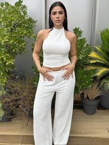 Lucia Bellido 米色針織女式短上衣＆寬腿褲套裝，無袖領口頸掛領且休閒 - 杏色 - 查看 4