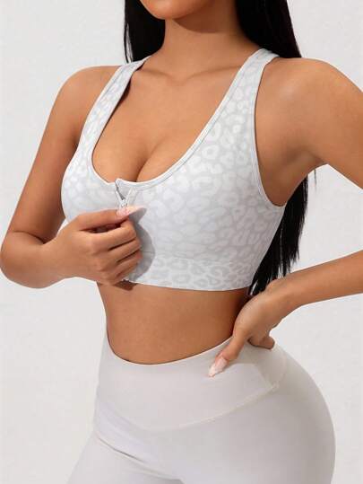 Women Leopard Jacquard Front Zipper Sports BH view 4