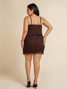 SHEIN BAE 大码女式蕾丝荷叶边吊带背心和百褶迷你裙两件套，春夏 - 咖啡棕 - 查看 7