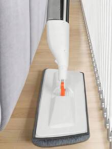 清洁工具组合套装。组合更全面，性价比更高。家用喷雾拖把，聚丙烯材质，加宽加长拖把，不锈钢拖把杆带拖把板，长15.7英寸，宽5.1英寸，长47英寸