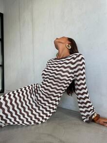 Aloruh 秋冬女士波浪条纹圆领长袖休闲针织连衣裙 - 棕色 - 查看 1