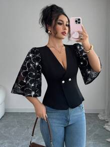 Elenzga Blusa elegante y sexy de escote en V para damas, con borde de volantes tejidos y parches bordados, adecuada para fiestas, té de la tarde, Halloween - Negro - Ver 1