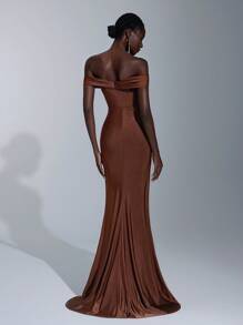 Elitara Elegante, romántico, sexy, vestido minimalista de tela elástica de punto color café con hombros descubiertos, decoración de hebilla metálica, abertura frontal, silueta ceñida, bajo de cola de pez y cola, ideal para fiestas, vacaciones, cumpleaños, bodas y eventos formales - Caqui - Ver 5