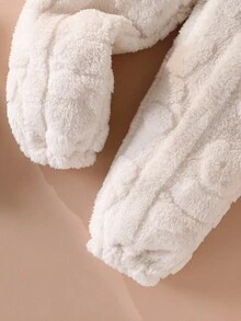 SHEIN Playful Pals 2 件套幼儿男童毛绒提花长袖 T 恤和裤子套装，带刺绣口袋的翻领开衫上衣和长裤 - 白色 - 查看 7