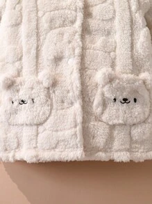 SHEIN Playful Pals 2 件套幼儿男童毛绒提花长袖 T 恤和裤子套装，带刺绣口袋的翻领开衫上衣和长裤 - 白色 - 查看 3