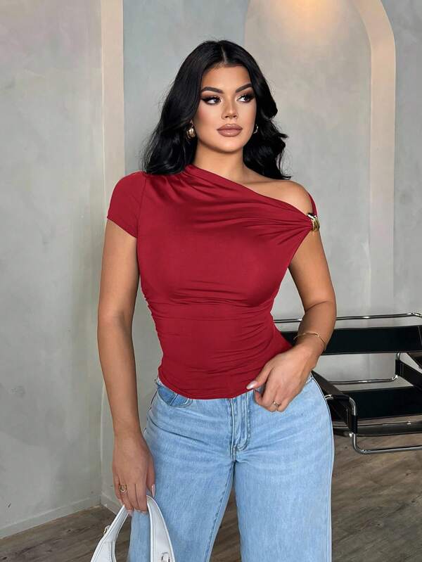 SHEIN SXY Women's Sexy Elegant Minimalist Asymmetric One Shoulder Exposed Shoulder Top, Casual Versatile Blouse For Summer,Off The Shoulder Top