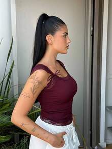 Lucia Bellido Lace Trim Lace-Up Fitted Sleeveless Tank Top For Women - Burgundy - View 5