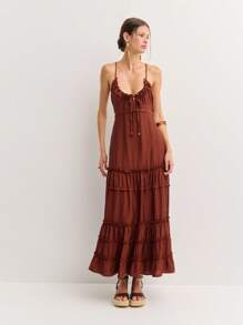 Nöista 层叠式长裙，荷叶边细节，胸部系带。轻盈飘逸的面料，完美契合圣约翰节、节日盛装以及温暖夏日。阳光风格的迷人之选。 - 紅色 - 查看 3