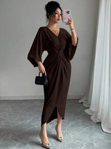 Elenzga 优雅针织高弹力蝙蝠袖V领扭纹设计女式中长连衣裙 - 咖啡 - 查看 4