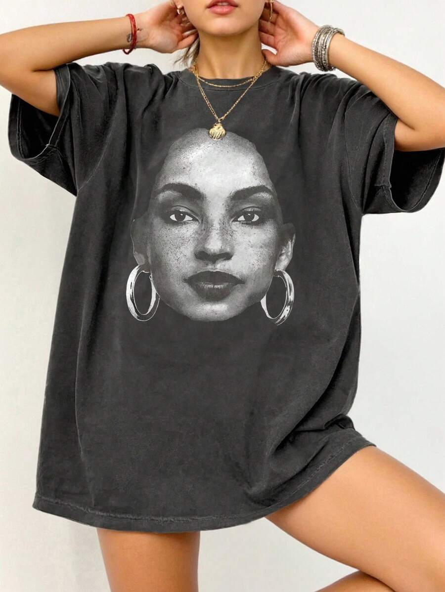 INAWLY Solva Loose Fit Face Print Short Sleeve T-Shirt, Suitable For Everyday Wear - Dark Grey - View 1