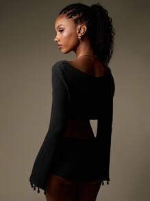 MISSGUIDED 波西米亚风露肩针织短款上衣长袖流苏装饰节日钩针毛衣秋冬休闲波西米亚风喇叭袖 - 黑色 - 查看 2