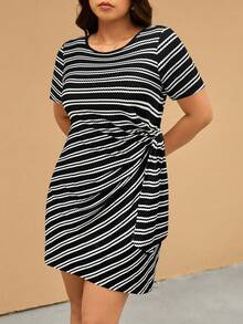 Elaquor 大码休闲度假条纹撞色领 H 字短款连衣裙 - 黑與白 - 查看 3