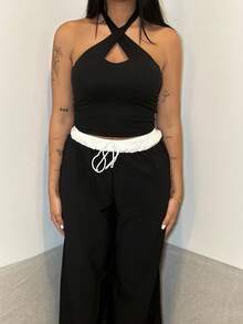 Lucia Bellido Débardeur ajusté d'été pour femme avec col cache-cœur de couleur unie