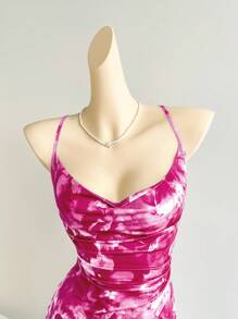 Soleia 女士节日蓝色扎染大花印花低胸交叉露背褶饰不对称下摆荷叶边下摆中长连衣裙，适合派对、约会、情人节、城市街头假日、分层扎染连衣裙粉色扎染连衣裙夏季连衣裙粉色连衣裙生日连衣裙