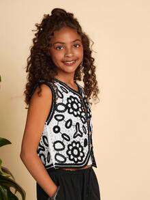 SHEIN Tween Girls' V-Neck Allover Print Button Front Casual Knit Vest,In Fall/Winter - Black and White - View 3