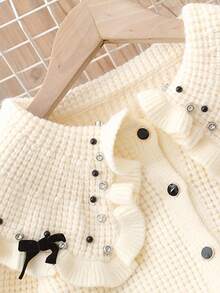 Cardigan a contrasto bianco e nero carino per ragazze, cardigan lavorato a maglia con collo rotondo, maniche lunghe, grandi risvolti, texture a volant e decorazione con fiocco, cardigan in maglia caldo e confortevole - Bianco - Visualizzare 5