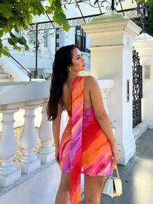 NegzBox Ärmelloses Mini-Etuikleid mit Batik-Print für Damen, modisches Sommer-Outfit mit einem Träger, Sommerkleidung, Strand-Outfits für Damen, Strandurlaub, Urlaubs-Outfits für Damen, Boho, tropischer Urlaub, Damenkleidung, rückenfreies Minikleid mit Blumenmuster und orangefarbenem Farbverlauf, rückenfreie Träger, sexy Date, Urlaub, Strand, Sommer, Sonnenuntergang, Musterdruck