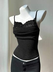 SHEIN LUNE 褶饰蕾丝拼接二合一吊带背心，休闲度假优雅户外穿搭背心，女士黑色蕾丝吊带背心，可爱黑色上衣，黑色紧身胸衣上衣，黑色 Y2k 上衣 - 黑色 - 查看 3