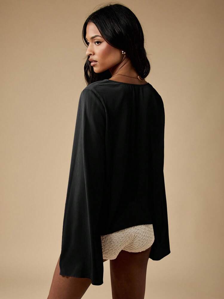 MISSGUIDED Woven Chiffon Bell Sleeve Plunge Blouse Long Sleeve Deep V Neck Fringe Detail Fall Winter Evening Party Elegant Blouse Top